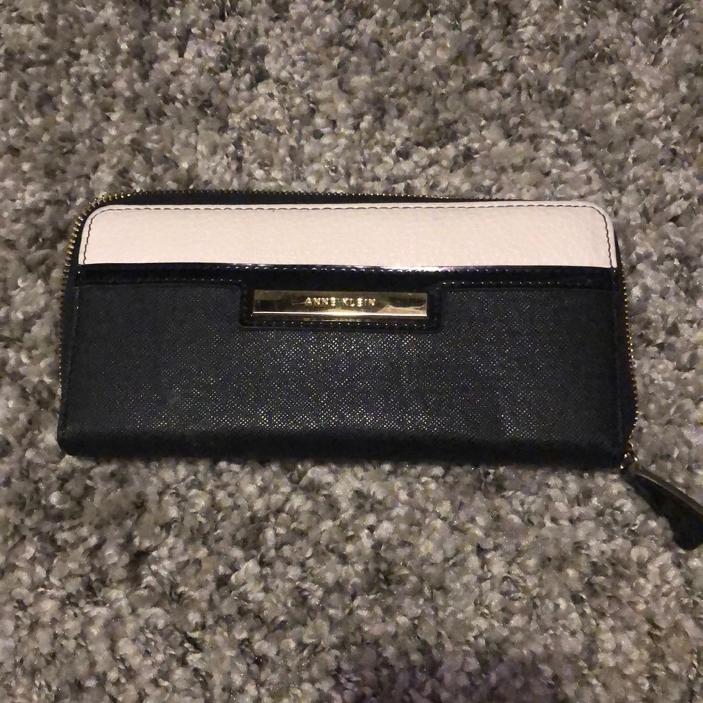 Anne Klein Wallet